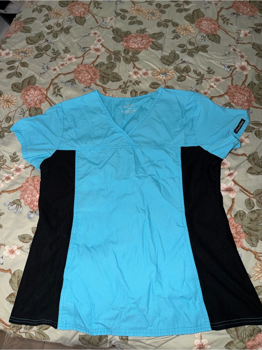 Cherokee Women's Medical Scrub Top in Turquoise and Black